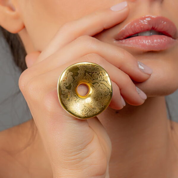 Pozlátený prsteň z jemného porcelánu