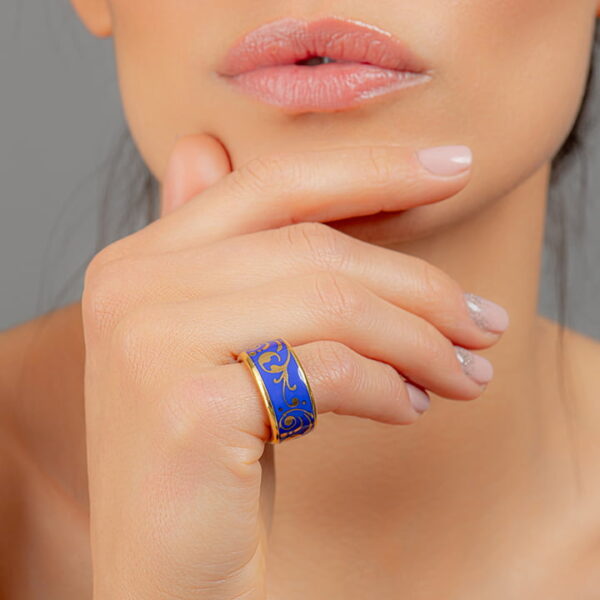 Barokový modrý prsteň z jemného porcelánu