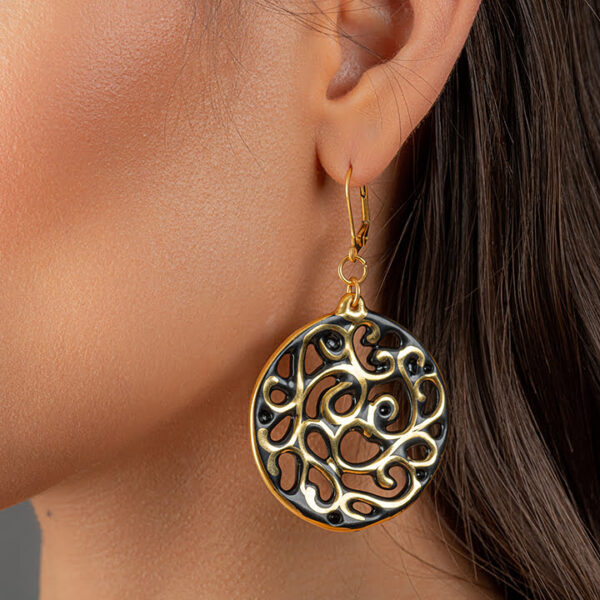 Aero čierne a zlaté jemné porcelánové náušnice (40 mm)