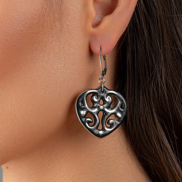 Aero Black&Platinum Heart jemné porcelánové náušnice