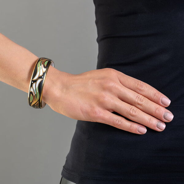 Art deco široký náramok z jemného zeleného porcelánu